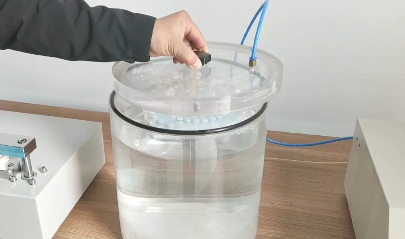 Bubble Leak Test System